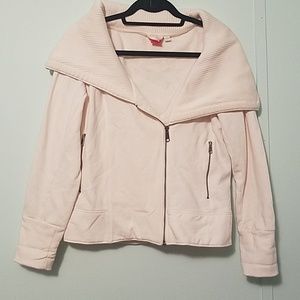 Creme peachy puma sport lifestyle jacket 🍑🐱